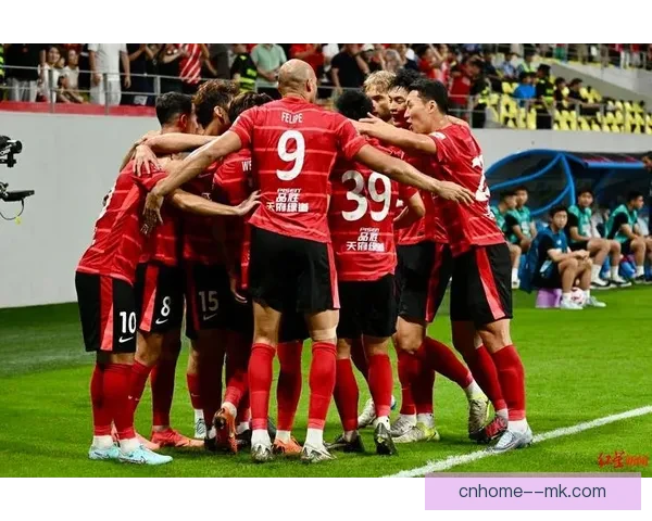 成都蓉城奋勇拼搏勇夺中超季军展现球队新力量